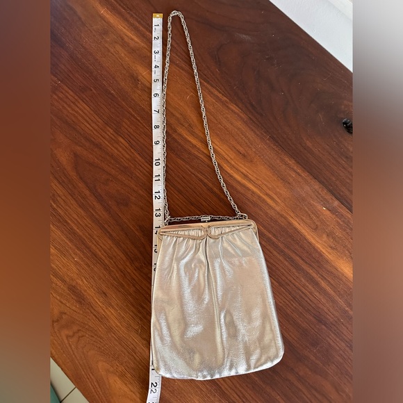 Fancy silver vintage purse - Picture 7 of 8